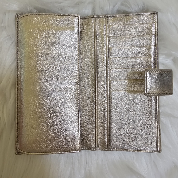 Gucci Metallic Gold Guccissima Leather Indy Continental Wallet - Picture 6 of 17